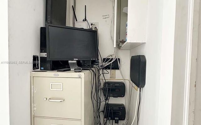 10200 NW 25th St 113, Doral, FL 33172