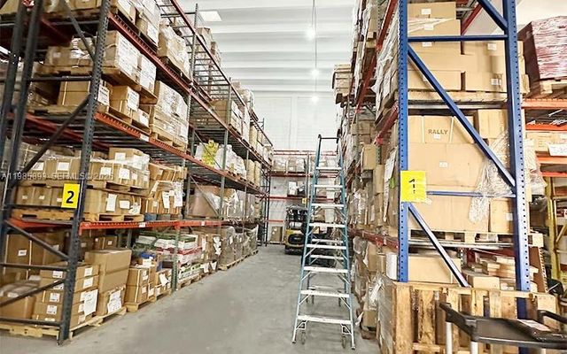 10200 NW 25th St 113, Doral, FL 33172