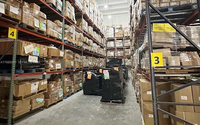 10200 NW 25th St 113, Doral, FL 33172