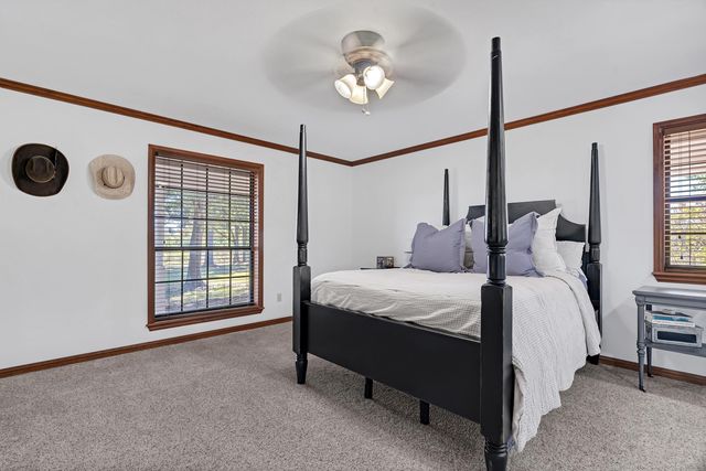 5896 Nuthatcher Rd, Gilmer, TX 75645