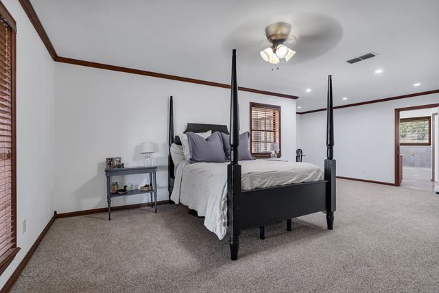 5896 Nuthatcher Rd, Gilmer, TX 75645