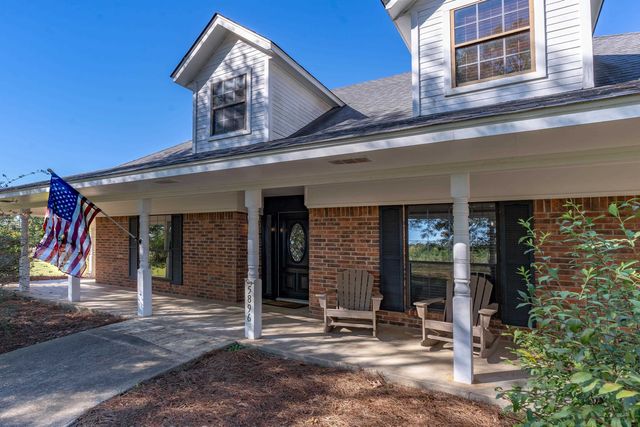 5896 Nuthatcher Rd, Gilmer, TX 75645