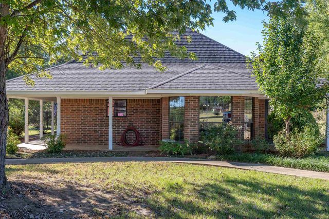 5896 Nuthatcher Rd, Gilmer, TX 75645