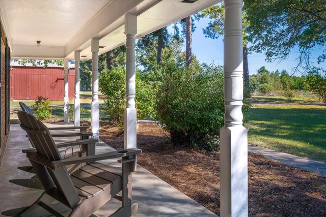 5896 Nuthatcher Rd, Gilmer, TX 75645