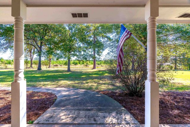 5896 Nuthatcher Rd, Gilmer, TX 75645