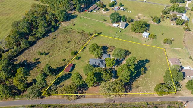 5896 Nuthatcher Rd, Gilmer, TX 75645