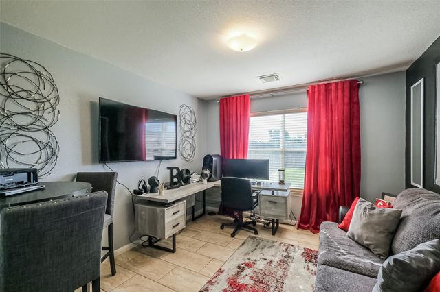 16011 Crooked Arrow Drive, Sugar Land, TX 77498