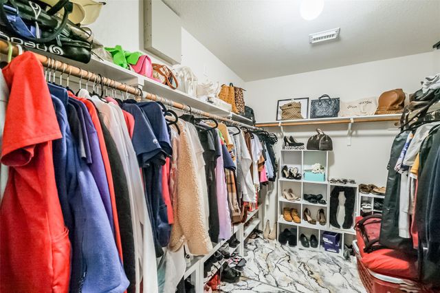 16011 Crooked Arrow Drive, Sugar Land, TX 77498