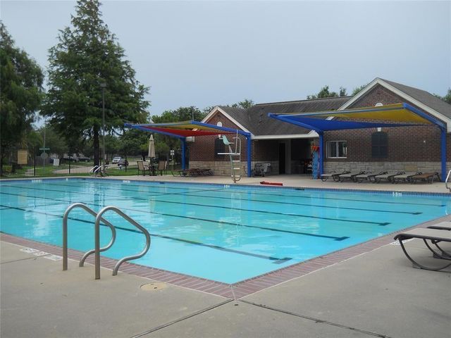 16011 Crooked Arrow Drive, Sugar Land, TX 77498