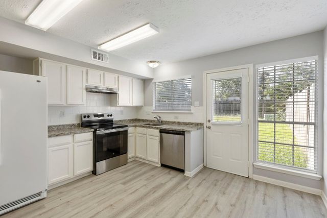 19527 Lazy Valley Drive, Katy, TX 77449