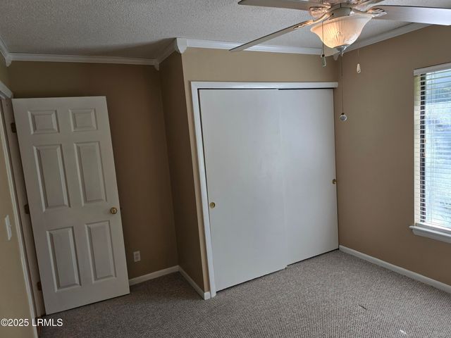 18 Middle Road, Beaufort, SC 29907