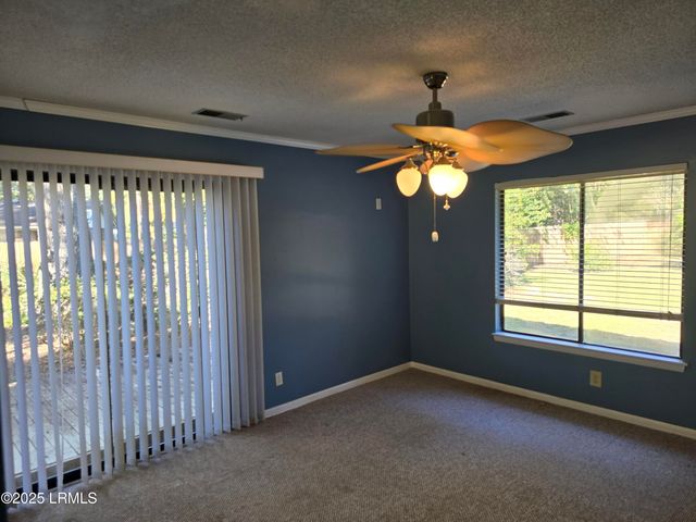 18 Middle Road, Beaufort, SC 29907