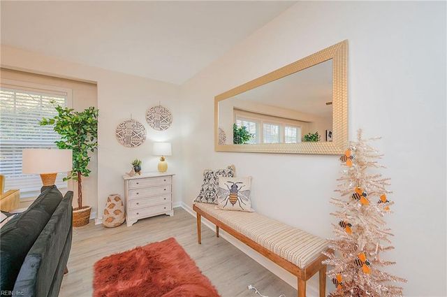 1 Langhorne RD, Newport News, VA 23606