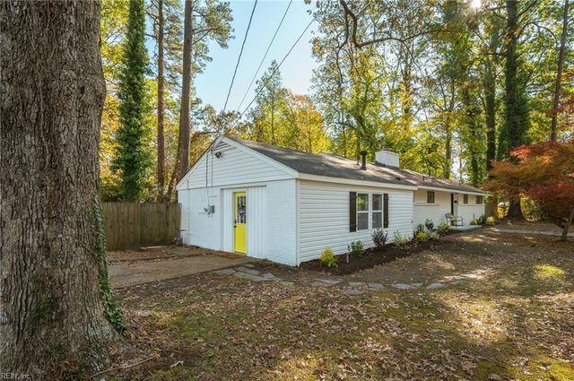 1 Langhorne RD, Newport News, VA 23606