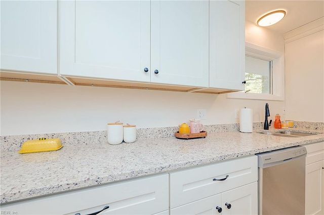 1 Langhorne RD, Newport News, VA 23606