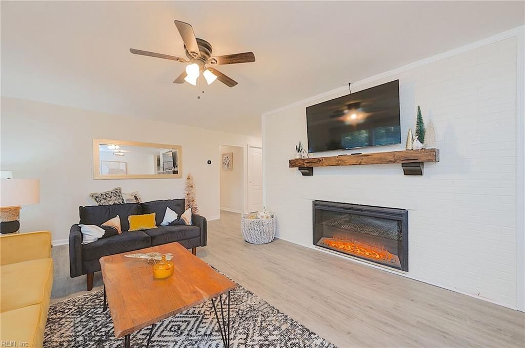 1 Langhorne RD, Newport News, VA 23606