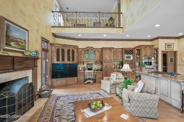 11411 Goldenrod Road, Carthage, MO 64836