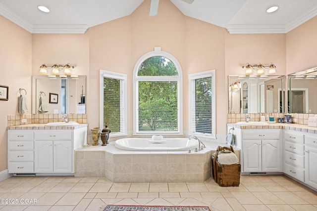 11411 Goldenrod Road, Carthage, MO 64836