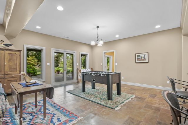 11411 Goldenrod Road, Carthage, MO 64836