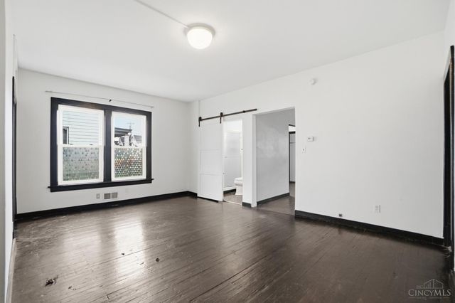 4910 Greenlee Avenue, St Bernard, OH 45217