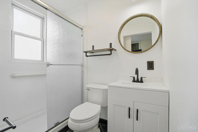 4910 Greenlee Avenue, St Bernard, OH 45217