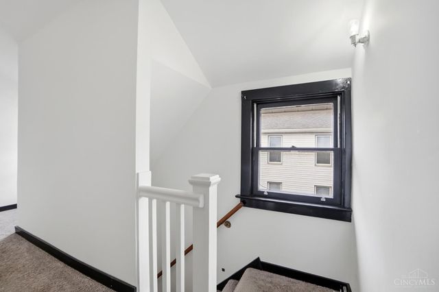 4910 Greenlee Avenue, St Bernard, OH 45217