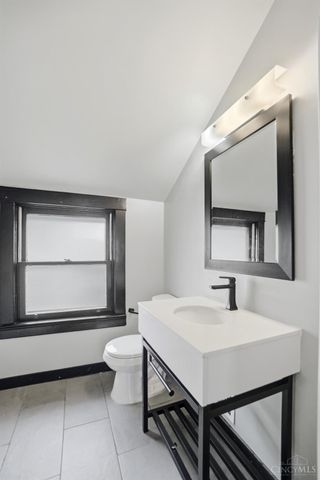 4910 Greenlee Avenue, St Bernard, OH 45217