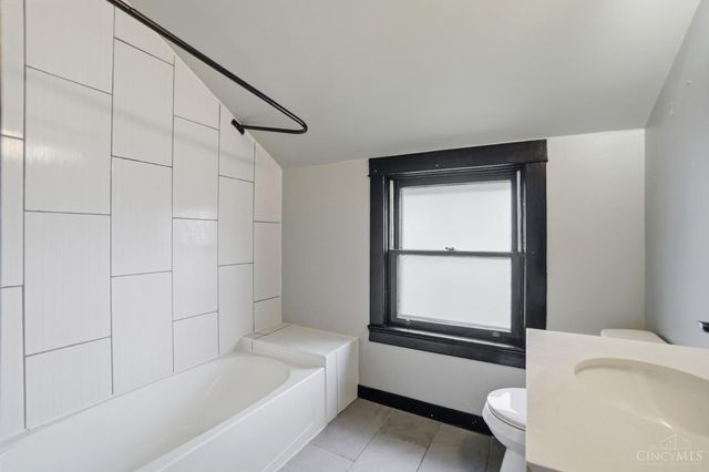 4910 Greenlee Avenue, St Bernard, OH 45217