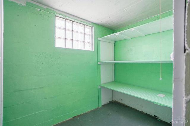 4910 Greenlee Avenue, St Bernard, OH 45217