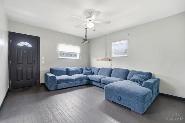 4910 Greenlee Avenue, St Bernard, OH 45217