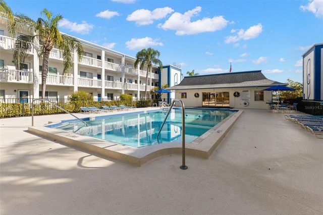 350 79TH AVENUE N 332, St Petersburg, FL 33702