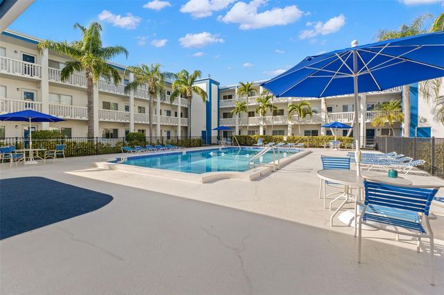 350 79TH AVENUE N 332, St Petersburg, FL 33702