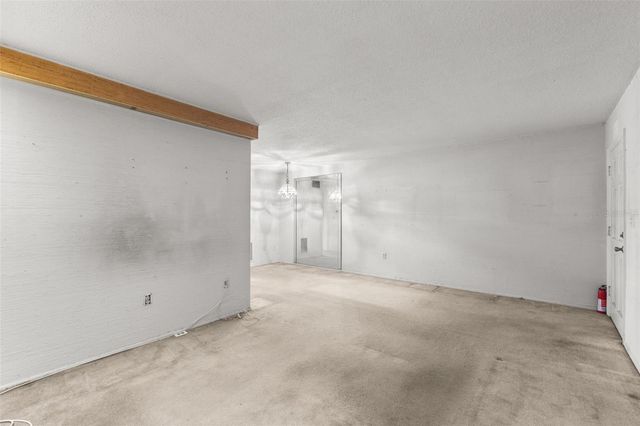 350 79TH AVENUE N 332, St Petersburg, FL 33702