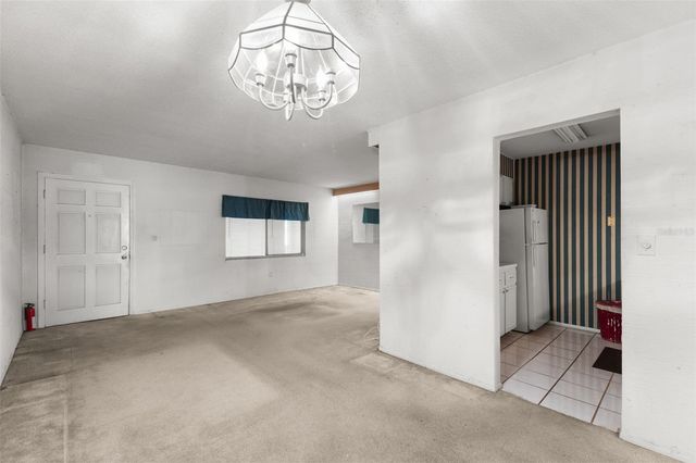 350 79TH AVENUE N 332, St Petersburg, FL 33702