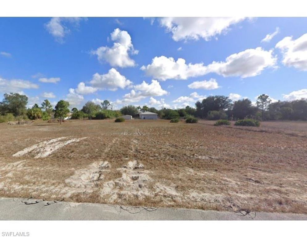1810 Wells AVE, LEHIGH ACRES, FL 33972 — photo 2