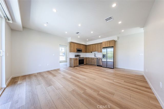 9064 La Prada, Los Angeles, CA 90042