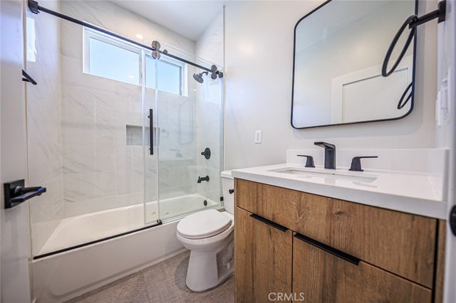 9064 La Prada, Los Angeles, CA 90042