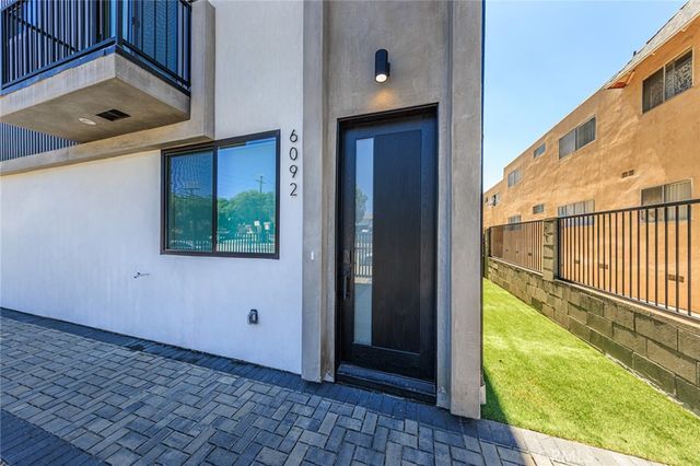 9064 La Prada, Los Angeles, CA 90042