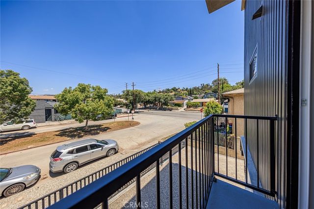 9064 La Prada, Los Angeles, CA 90042