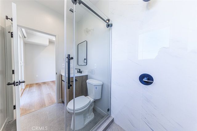 9064 La Prada, Los Angeles, CA 90042
