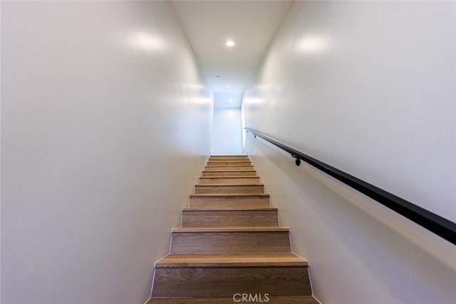 9064 La Prada, Los Angeles, CA 90042