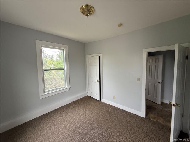 60 Carroll Street D8, Poughkeepsie, NY 12601