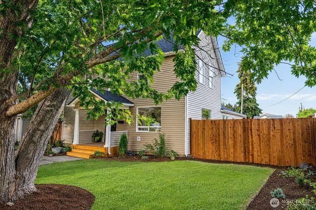 1024 H Street, Centralia, WA 98531