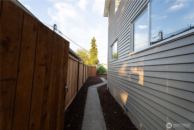 1024 H Street, Centralia, WA 98531