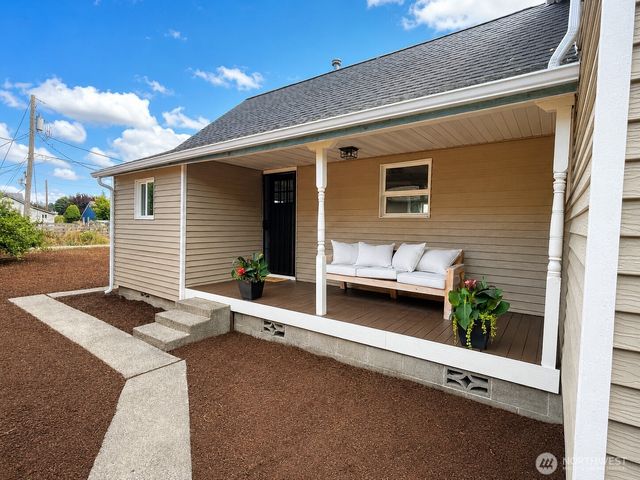 1024 H Street, Centralia, WA 98531
