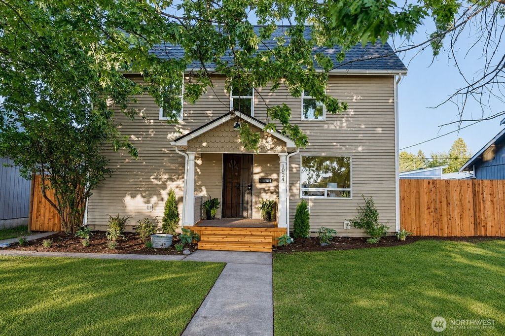 1024 H Street, Centralia, WA 98531