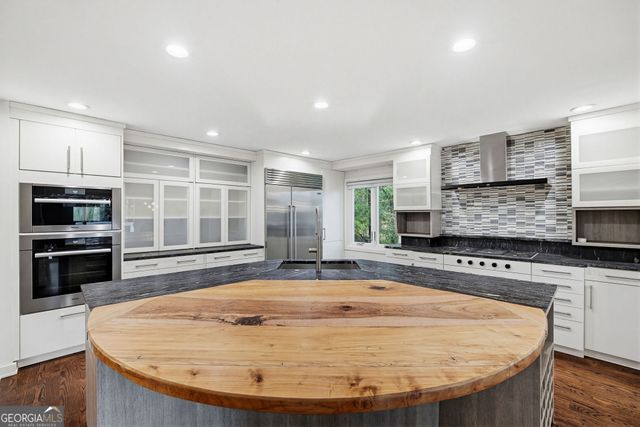 3046 Vinings Ferry Drive SE, Atlanta, GA 30339