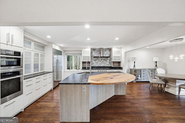 3046 Vinings Ferry Drive SE, Atlanta, GA 30339