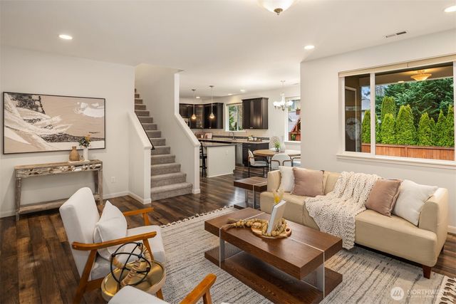 15207 276th Place NE, Duvall, WA 98019