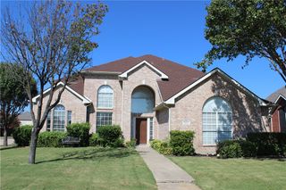 3845 Gillespie Drive, Carrollton, TX 75010